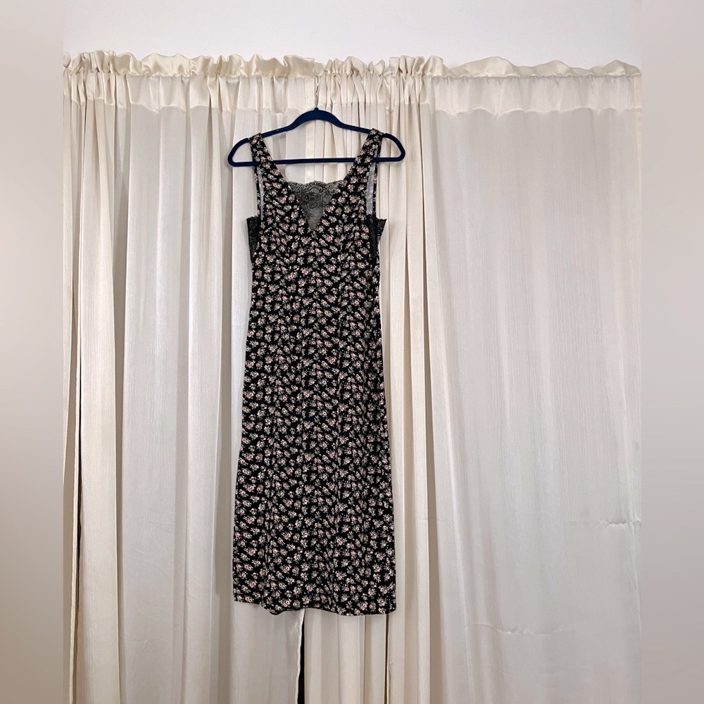 V neck black floral midi dress